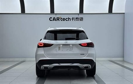 Mercedes-Benz GLA, 2022 год, 1 950 000 рублей, 4 фотография