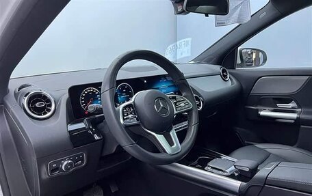 Mercedes-Benz GLA, 2022 год, 1 950 000 рублей, 11 фотография