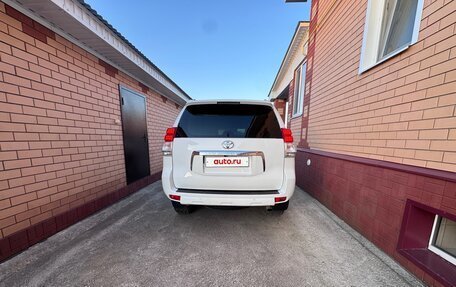 Toyota Land Cruiser Prado 150 рестайлинг 2, 2013 год, 3 650 000 рублей, 2 фотография