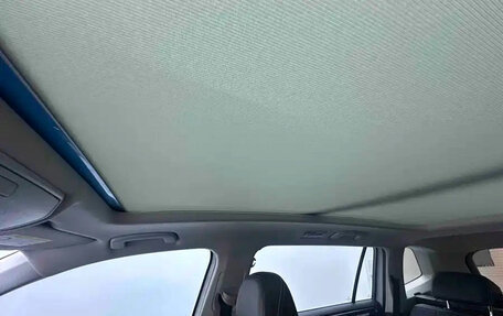 Volkswagen Tiguan II, 2023 год, 2 650 000 рублей, 16 фотография
