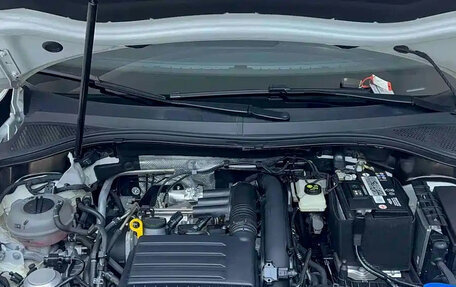 Volkswagen Tiguan II, 2023 год, 2 650 000 рублей, 19 фотография