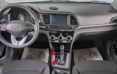 Hyundai Elantra VI рестайлинг, 2018 год, 999 000 рублей, 11 фотография