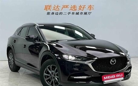 Mazda CX-4, 2022 год, 2 092 000 рублей, 3 фотография