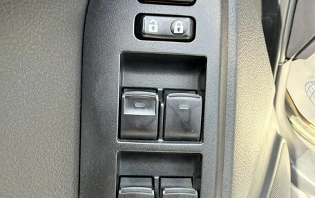 Toyota Land Cruiser Prado 150 рестайлинг 2, 2021 год, 5 600 000 рублей, 25 фотография