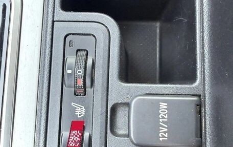 Toyota Land Cruiser Prado 150 рестайлинг 2, 2021 год, 5 600 000 рублей, 29 фотография