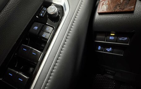 Toyota Land Cruiser, 2022 год, 10 370 000 рублей, 20 фотография
