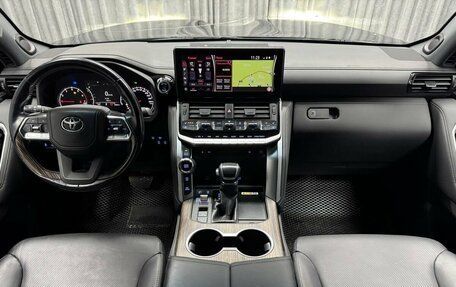 Toyota Land Cruiser, 2022 год, 10 370 000 рублей, 30 фотография
