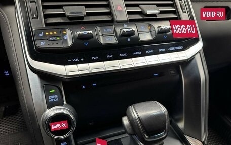 Toyota Land Cruiser, 2022 год, 10 370 000 рублей, 27 фотография