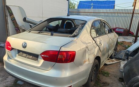 Volkswagen Jetta VI, 2011 год, 280 000 рублей, 4 фотография