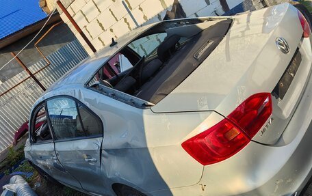 Volkswagen Jetta VI, 2011 год, 280 000 рублей, 8 фотография