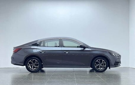 MG 5, 2022 год, 912 101 рублей, 5 фотография