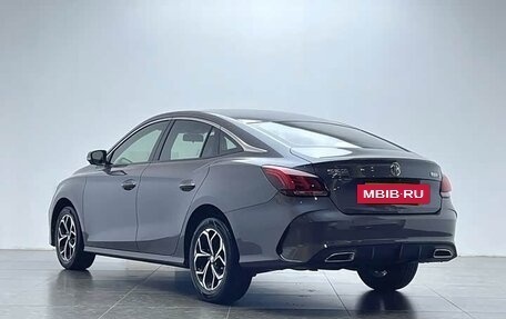 MG 5, 2022 год, 912 101 рублей, 3 фотография