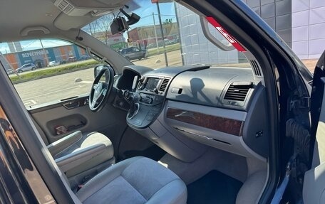Volkswagen Multivan T5, 2011 год, 2 200 000 рублей, 21 фотография