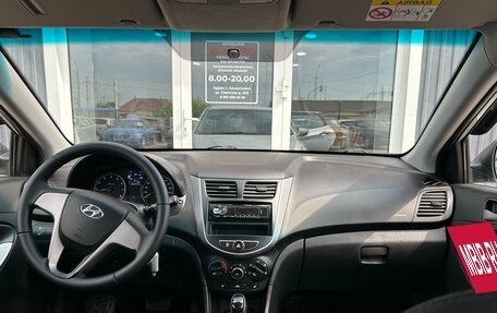 Hyundai Solaris II рестайлинг, 2014 год, 990 000 рублей, 14 фотография