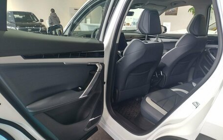 Geely Atlas, 2026 год, 3 760 990 рублей, 18 фотография
