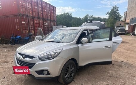 Hyundai ix35 I рестайлинг, 2015 год, 1 100 000 рублей, 10 фотография