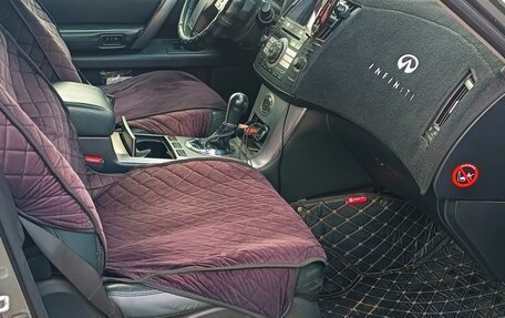 Infiniti FX I, 2007 год, 1 150 000 рублей, 10 фотография