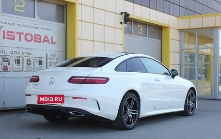 Mercedes-Benz E-Класс, 2017 год, 4 995 000 рублей, 8 фотография