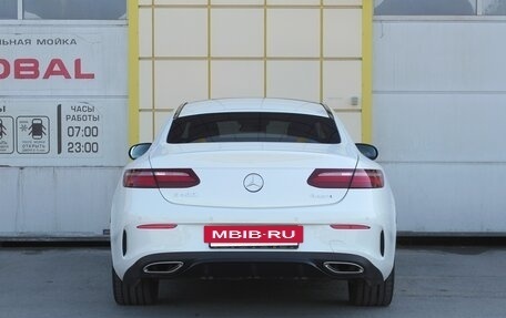 Mercedes-Benz E-Класс, 2017 год, 4 995 000 рублей, 9 фотография
