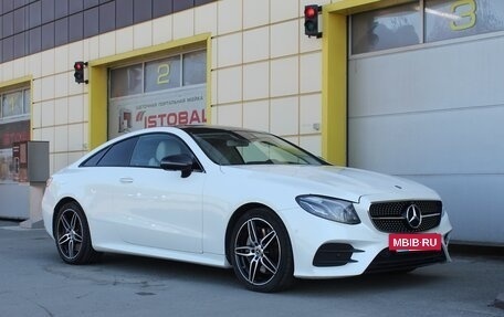 Mercedes-Benz E-Класс, 2017 год, 4 995 000 рублей, 6 фотография
