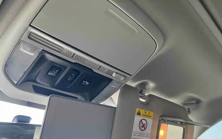 Subaru Forester, 2022 год, 3 100 004 рублей, 12 фотография