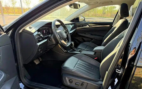 Volkswagen Passat B8 рестайлинг, 2023 год, 2 114 000 рублей, 13 фотография