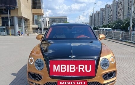Bentley Bentayga I, 2017 год, 12 500 000 рублей, 4 фотография