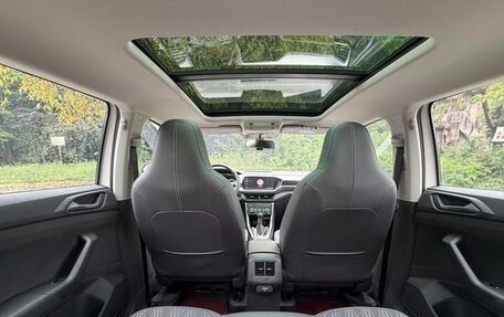 Volkswagen T-Cross I, 2022 год, 1 375 000 рублей, 13 фотография
