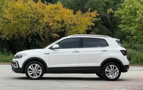 Volkswagen T-Cross I, 2022 год, 1 375 000 рублей, 8 фотография