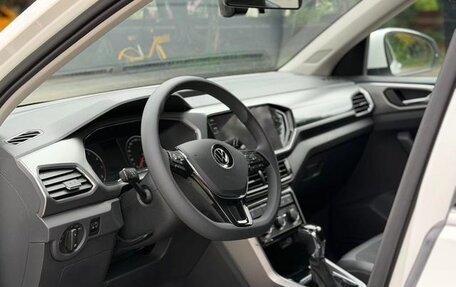Volkswagen T-Cross I, 2022 год, 1 375 000 рублей, 16 фотография