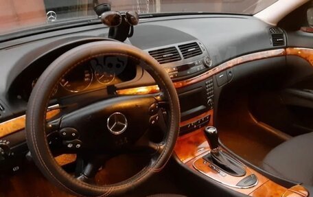 Mercedes-Benz E-Класс, 2008 год, 1 200 000 рублей, 2 фотография