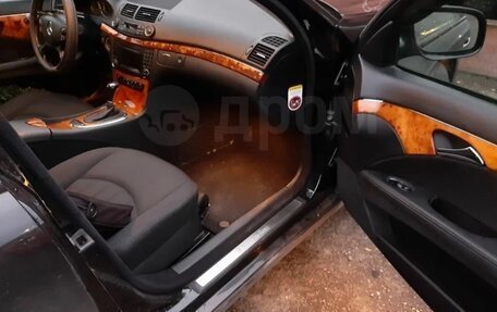 Mercedes-Benz E-Класс, 2008 год, 1 200 000 рублей, 5 фотография