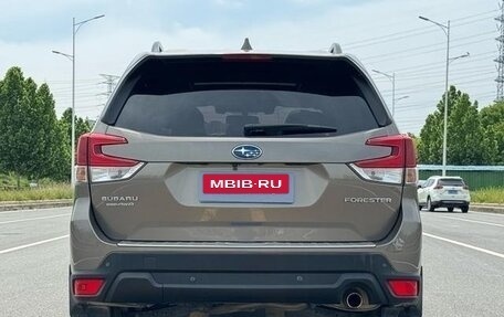 Subaru Forester, 2019 год, 2 010 000 рублей, 5 фотография