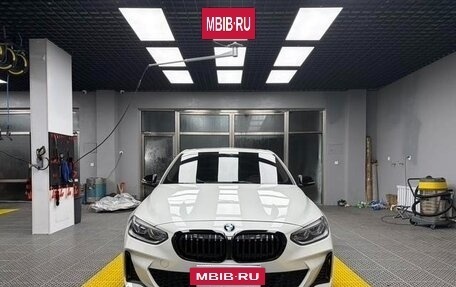 BMW 1 серия, 2022 год, 1 525 000 рублей, 2 фотография