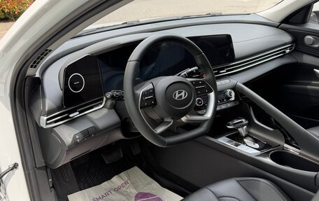 Hyundai Elantra, 2024 год, 2 050 000 рублей, 8 фотография
