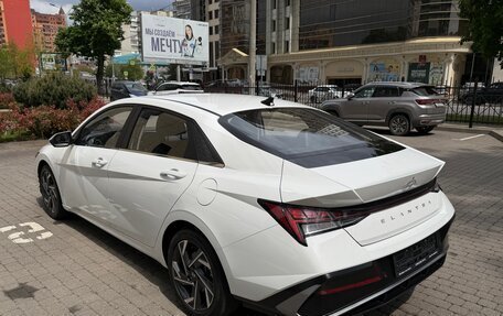 Hyundai Elantra, 2024 год, 2 050 000 рублей, 4 фотография