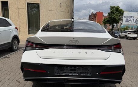 Hyundai Elantra, 2024 год, 2 050 000 рублей, 5 фотография