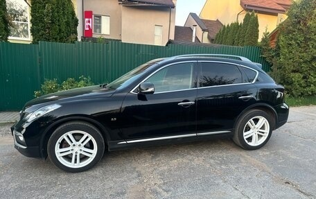 Infiniti QX50 I рестайлинг, 2016 год, 2 100 000 рублей, 5 фотография