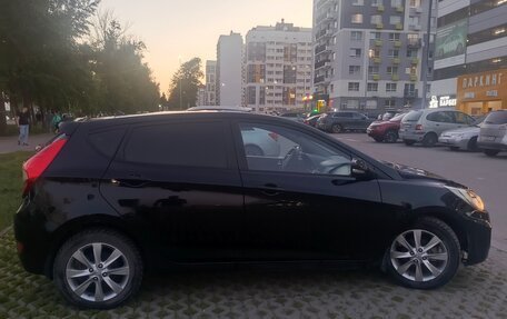 Hyundai Solaris II рестайлинг, 2012 год, 679 679 рублей, 5 фотография