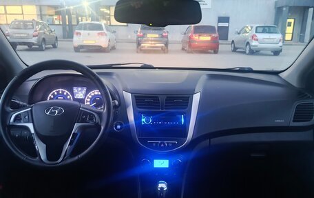 Hyundai Solaris II рестайлинг, 2012 год, 679 679 рублей, 8 фотография