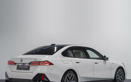 BMW 5 серия, 2023 год, 6 790 000 рублей, 6 фотография