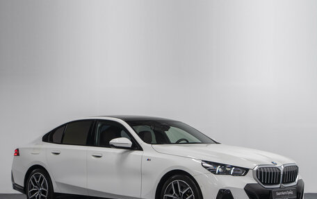 BMW 5 серия, 2023 год, 6 790 000 рублей, 4 фотография