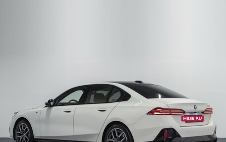 BMW 5 серия, 2023 год, 6 790 000 рублей, 10 фотография