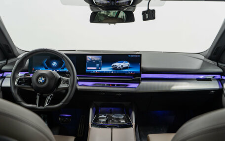 BMW 5 серия, 2023 год, 6 790 000 рублей, 25 фотография
