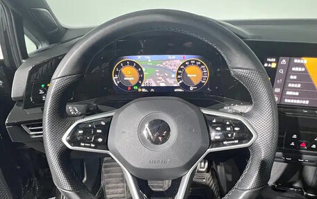 Volkswagen Golf VIII, 2023 год, 1 599 800 рублей, 5 фотография