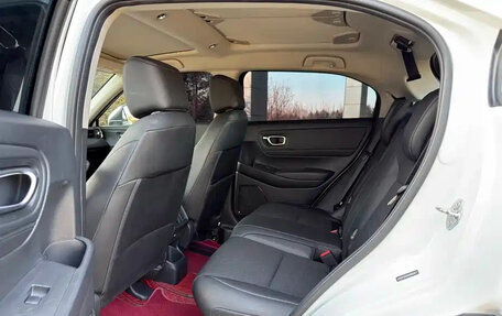 Honda Vezel, 2023 год, 1 600 004 рублей, 15 фотография