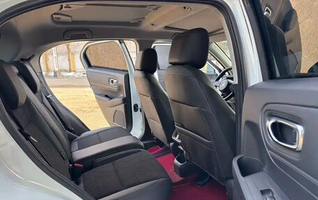 Honda Vezel, 2023 год, 1 600 004 рублей, 14 фотография
