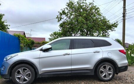 Hyundai Santa Fe III рестайлинг, 2015 год, 1 850 000 рублей, 2 фотография