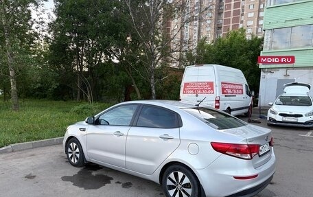 KIA Rio III рестайлинг, 2015 год, 920 000 рублей, 3 фотография
