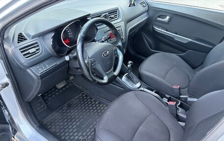 KIA Rio III рестайлинг, 2015 год, 920 000 рублей, 10 фотография